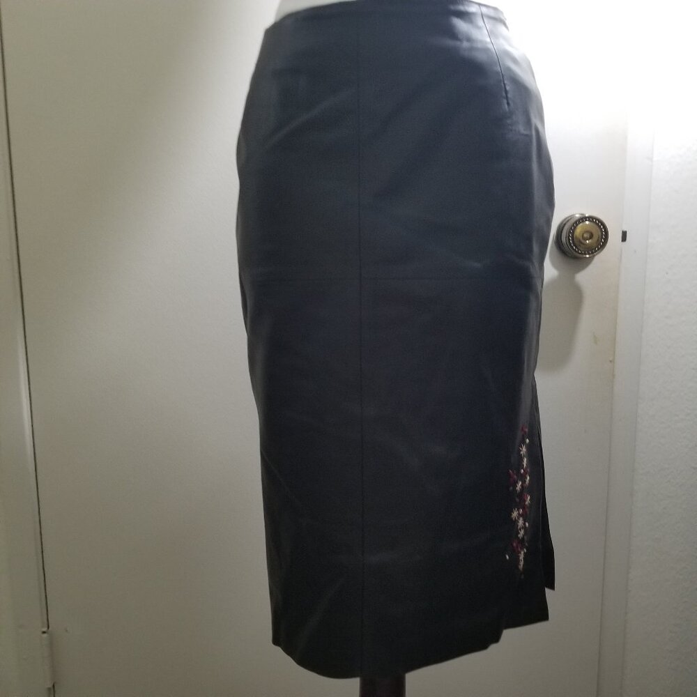 Philippe Adec brand pencil skirt, black, size 4, 100% Leather